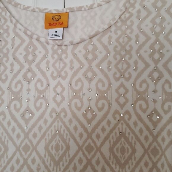 NWTÂ Ruby Rd. Women's Embelished Winter Luxe Printed Top Size Medium - Picture 6 of 12